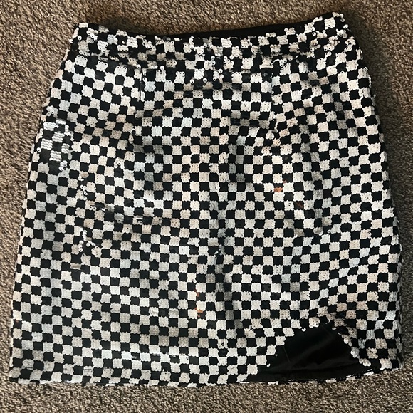 Nasty Gal Dresses & Skirts - Nasty Gal sequin checkered skirt